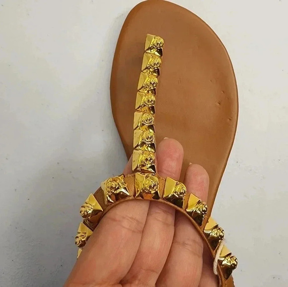 Stuart Weiztman Brown Leather Gold Rose Appliqué Thong Sandals Flats Size 36 - Picture 6 of 8